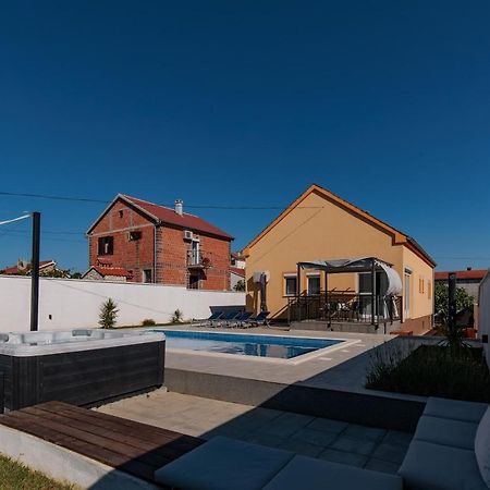 Villa Family And Friends Private Heated Pool With Jacuzzi Zadar Bagian luar foto