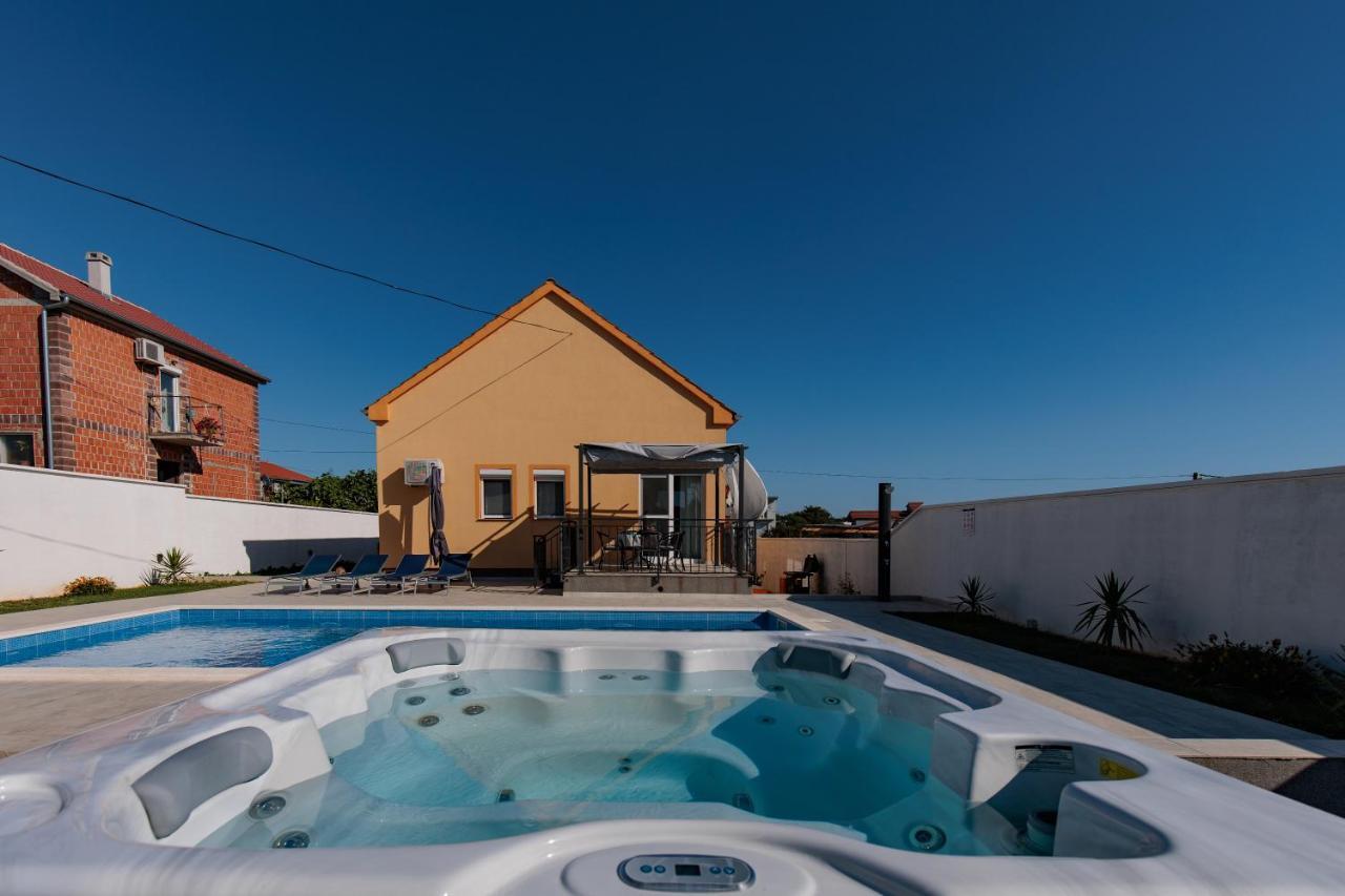 Villa Family And Friends Private Heated Pool With Jacuzzi Zadar Bagian luar foto