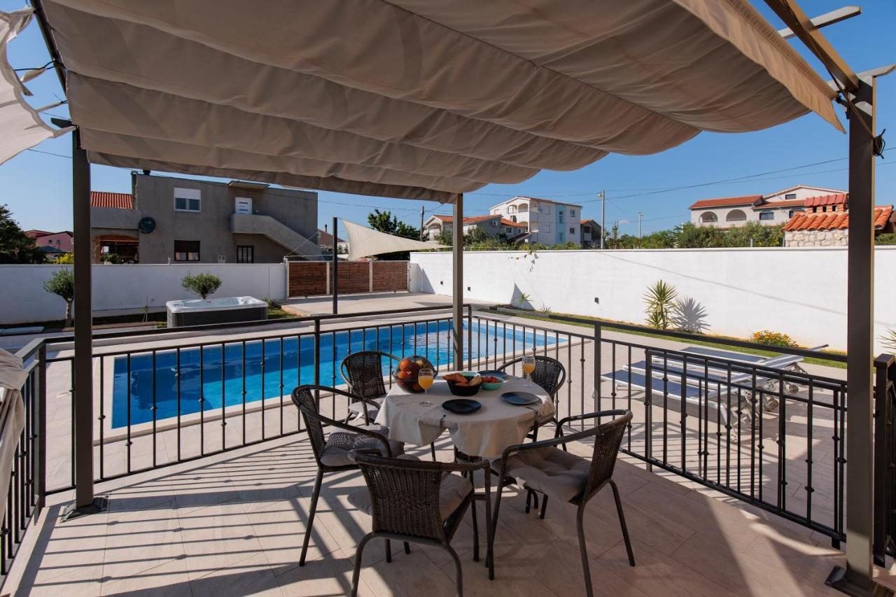 Villa Family And Friends Private Heated Pool With Jacuzzi Zadar Bagian luar foto
