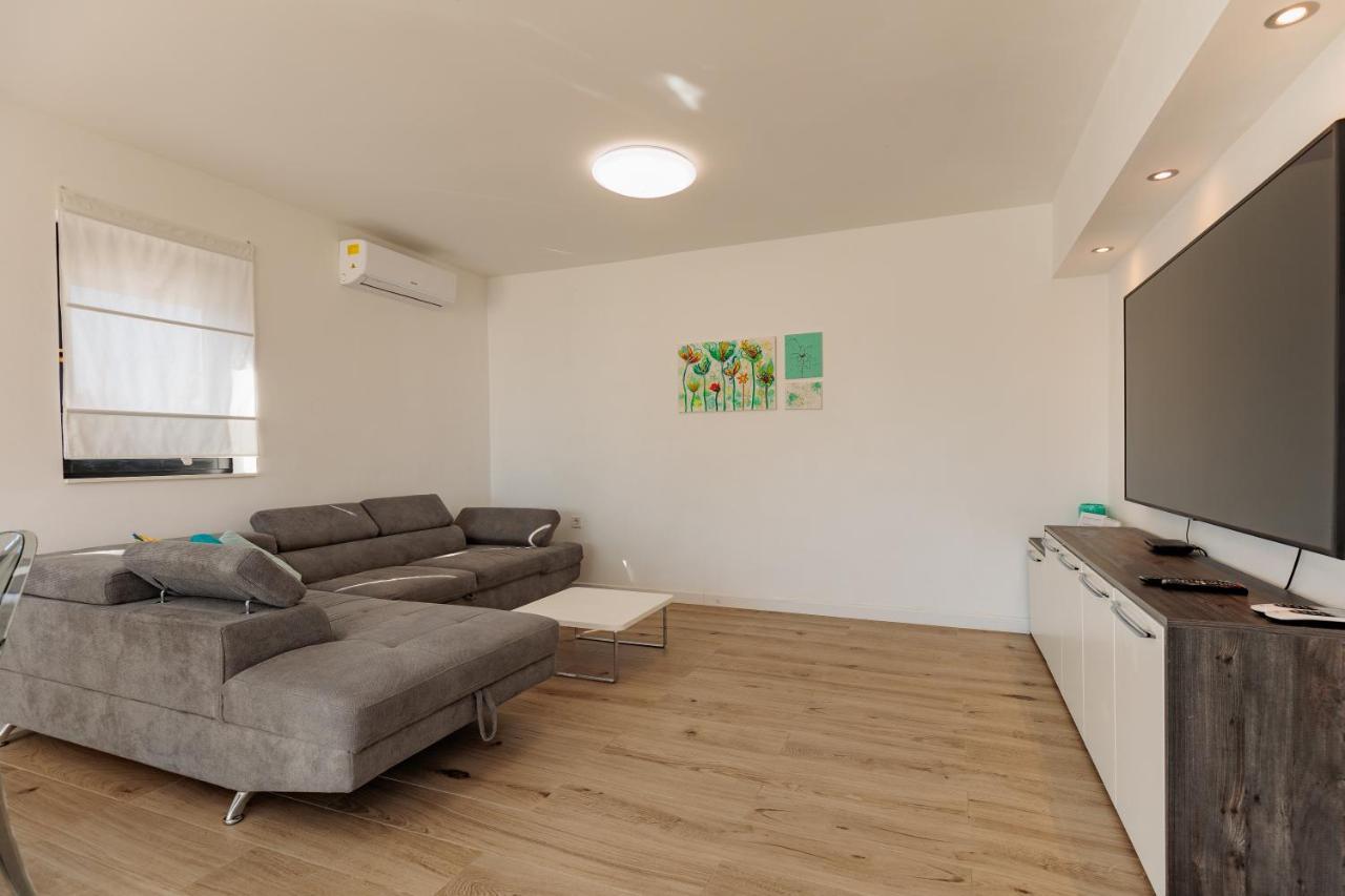 Villa Family And Friends Private Heated Pool With Jacuzzi Zadar Bagian luar foto